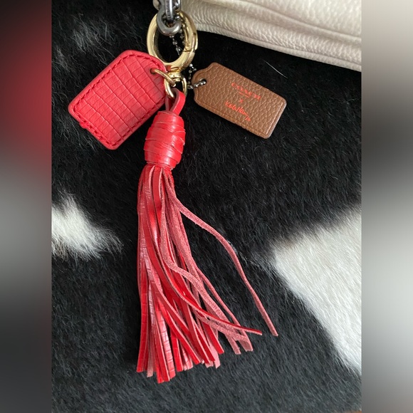 Coach x Keith’s Haring Special Edition Lyla Crossbody Bag - Picture 3 of 9